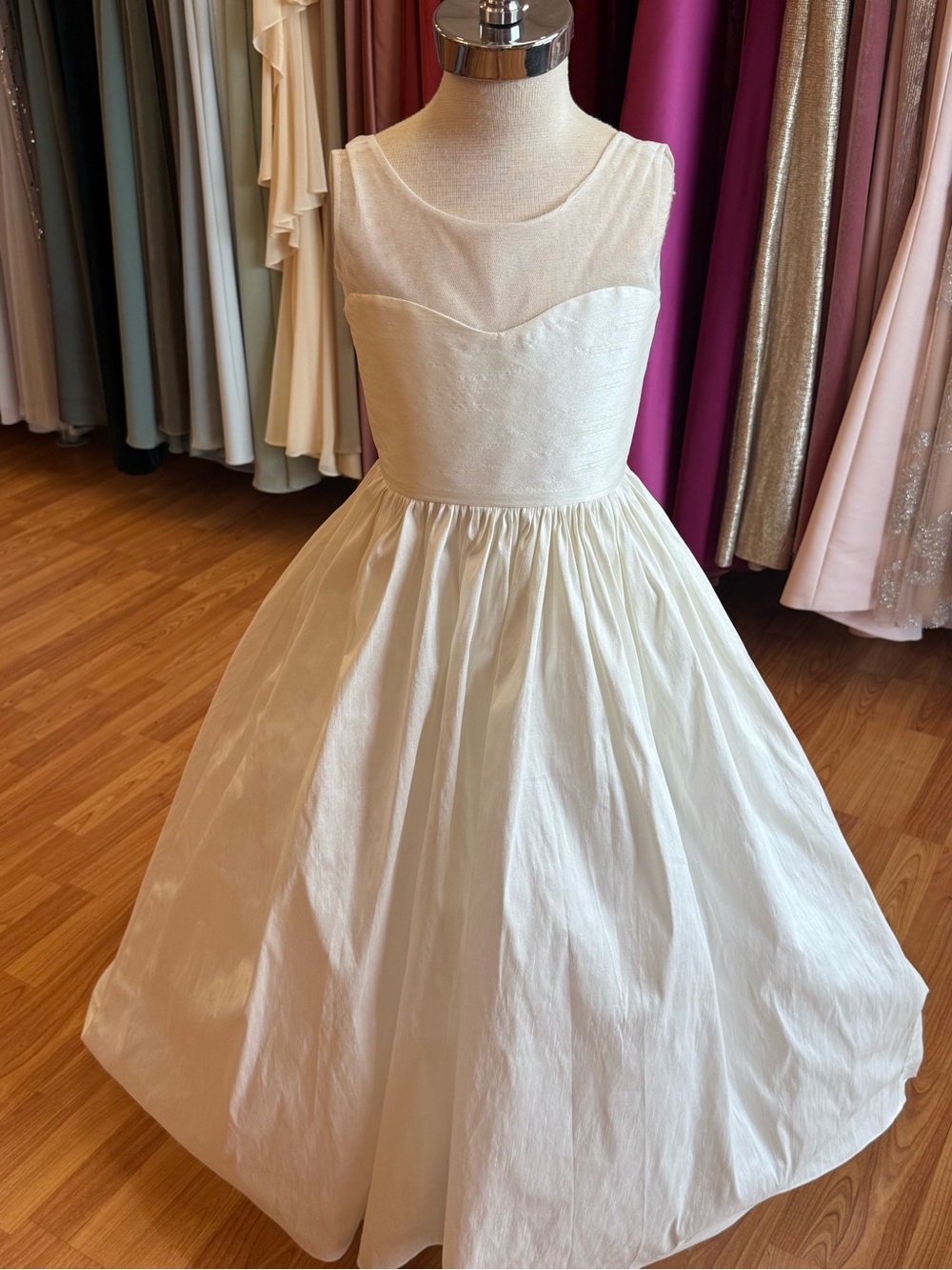 Amalee Elegant Ivory Silk Girl’s Dress with Bows & Train